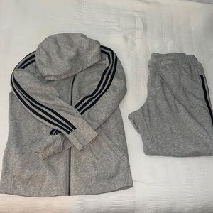 Grey Adidas Essentials Matching Tracksuit Size Medium
